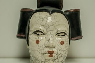 Sculpture Geisha